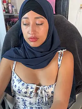 Snapshot of adila_anich chatting on September 2025 12:03:02 AM adila anich online show from September 2025 12:03:02 AM