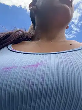 Snapshot of adila_anich chatting on September 2025 04:45:02 PM adila anich online show from September 2025 04:45:02 PM