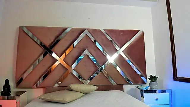 Aron cruz online show from February 2026 01:05:02 PM