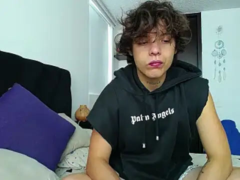 Snapshot of Santiago_kiler chatting on December 2024 07:08:02 PM Santiago kiler online show from December 2024 07:08:02 PM