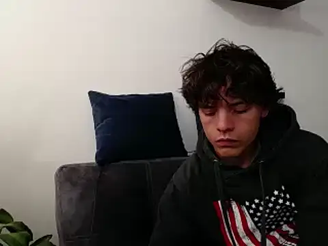 Snapshot of Santiago_kiler chatting on December 2024 05:33:02 PM Santiago kiler online show from December 2024 05:33:02 PM