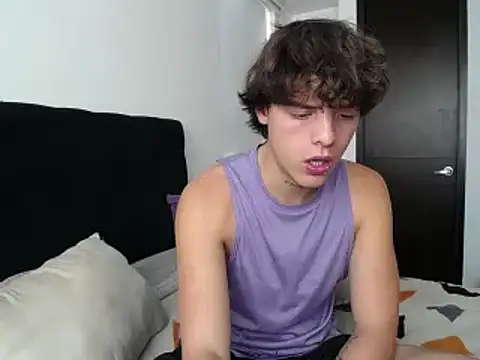 Snapshot of Santiago_kiler chatting on January 2025 05:02:02 PM Santiago kiler online show from January 2025 05:02:02 PM