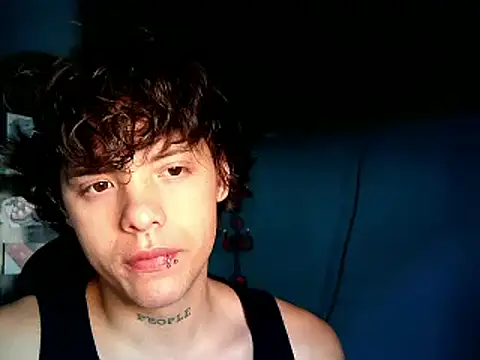 Snapshot of Santiago_kiler chatting on February 2025 02:13:02 PM Santiago kiler online show from February 2025 02:13:02 PM