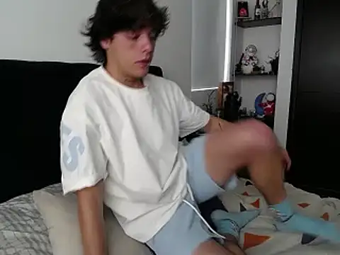 Snapshot of Santiago_kiler chatting on February 2025 04:53:02 PM Santiago kiler online show from February 2025 04:53:02 PM