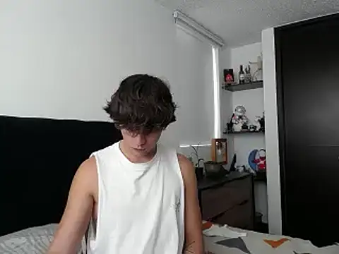 Snapshot of Santiago_kiler chatting on February 2025 08:20:02 PM Santiago kiler online show from February 2025 08:20:02 PM