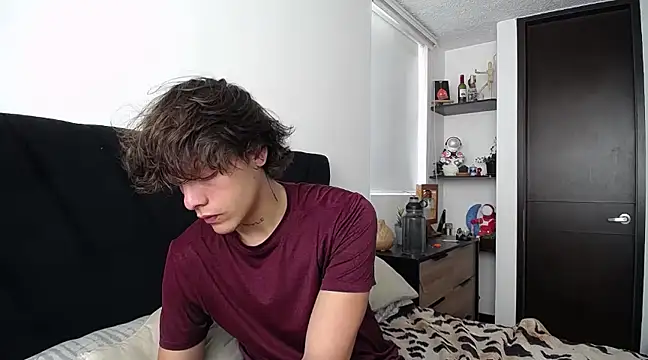 Snapshot of Santiago_kiler chatting on March 2025 05:50:02 PM Santiago kiler online show from March 2025 05:50:02 PM