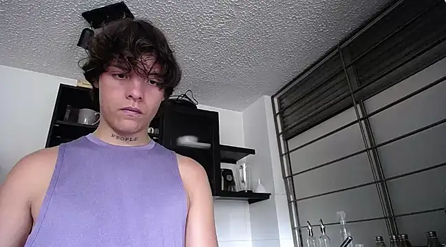 Snapshot of Santiago_kiler chatting on March 2025 06:23:02 PM Santiago kiler online show from March 2025 06:23:02 PM