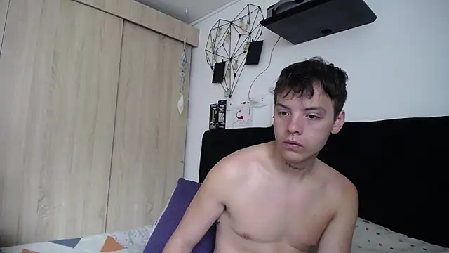 Snapshot of Santiago_kiler chatting on September 2025 02:27:02 PM Santiago kiler online show from September 2025 02:27:02 PM