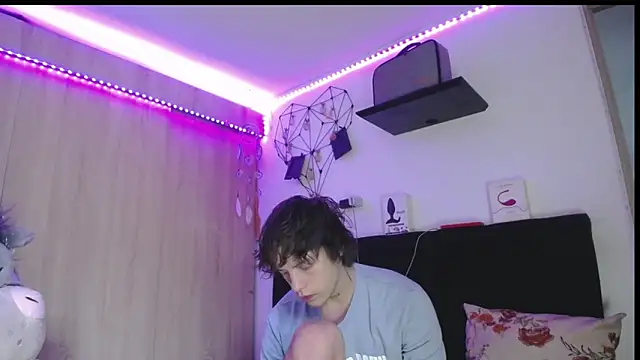 Santiago kiler online show from March 2026 12:27:01 PM