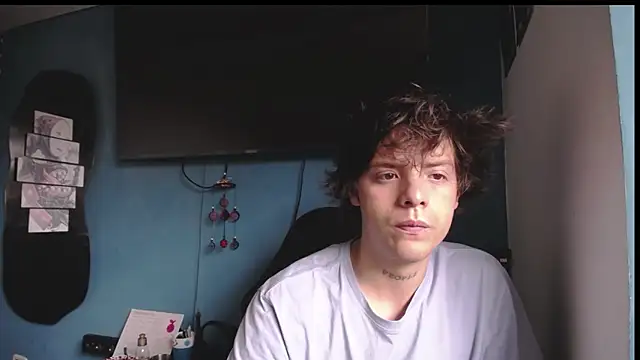 Santiago kiler online show from April 2026 03:21:02 PM