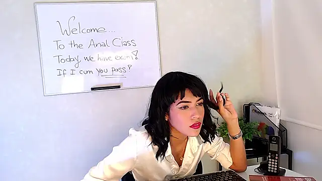 Sassy--Girl online show from January 2025 07:49:01 PM