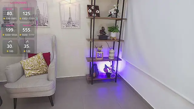 Sassy--Girl online show from April 2026 06:15:01 PM