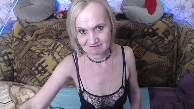 Snapshot of MissBekker chatting on January 2025 05:26:01 PM MissBekker online show from January 2025 05:26:01 PM