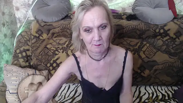 Snapshot of MissBekker chatting on January 2025 09:25:01 PM MissBekker online show from January 2025 09:25:01 PM