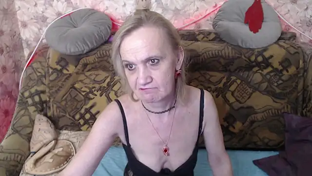 Snapshot of MissBekker chatting on February 2025 03:58:02 AM MissBekker online show from February 2025 03:58:02 AM