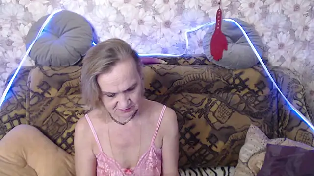 Snapshot of MissBekker chatting on October 2025 05:19:02 PM MissBekker online show from October 2025 05:19:02 PM