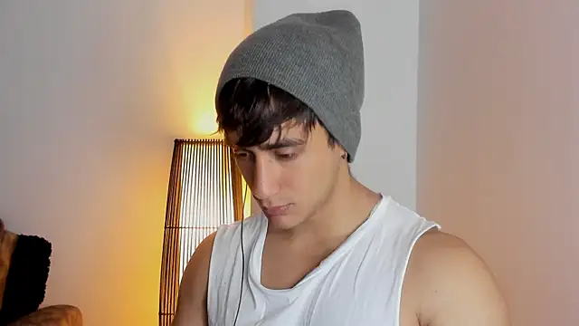 Snapshot of AlexRivera6 chatting on November 2025 03:17:02 PM AlexRivera6 online show from November 2025 03:17:02 PM