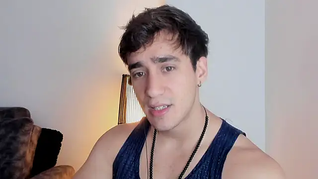 Snapshot of AlexRivera6 chatting on November 2025 05:04:01 PM AlexRivera6 online show from November 2025 05:04:01 PM