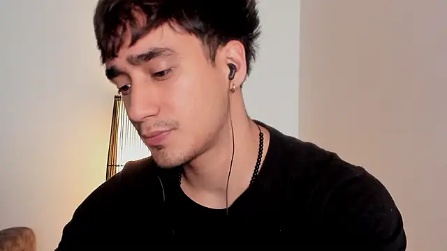 Snapshot of AlexRivera6 chatting on February 2026 04:45:02 PM AlexRivera6 online show from February 2026 04:45:02 PM