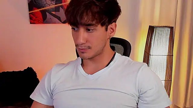 Snapshot of AlexRivera6 chatting on April 2026 08:20:02 PM AlexRivera6 online show from April 2026 08:20:02 PM