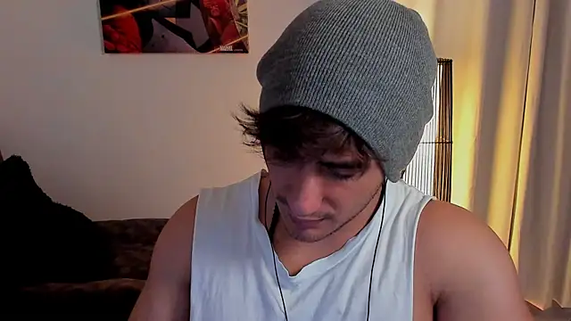 Snapshot of AlexRivera6 chatting on May 2026 05:54:01 PM AlexRivera6 online show from May 2026 05:54:01 PM