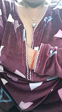 Snapshot of Kavya_XX chatting on December 2024 05:18:02 AM Kavya XX online show from December 2024 05:18:02 AM