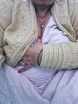 Snapshot of Kavya_XX chatting on January 2025 01:53:02 PM Kavya XX online show from January 2025 01:53:02 PM