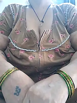 Snapshot of Kavya_XX chatting on September 2025 07:30:01 AM Kavya XX online show from September 2025 07:30:01 AM