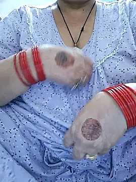 Snapshot of Kavya_XX chatting on October 2025 12:27:01 PM Kavya XX online show from October 2025 12:27:01 PM