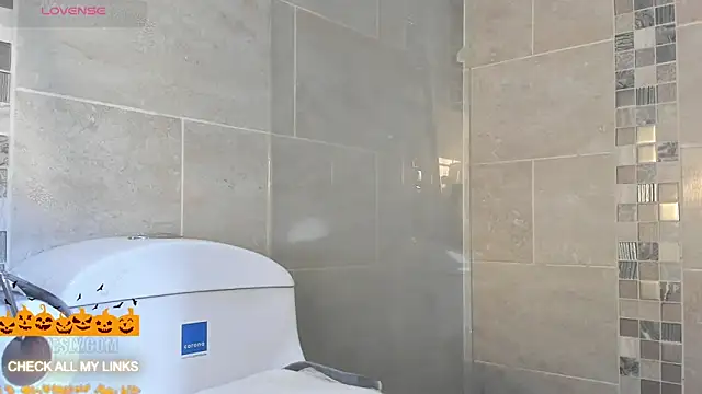 Snapshot of ohyesly_ chatting on October 2025 08:40:01 PM ohyesly online show from October 2025 08:40:01 PM