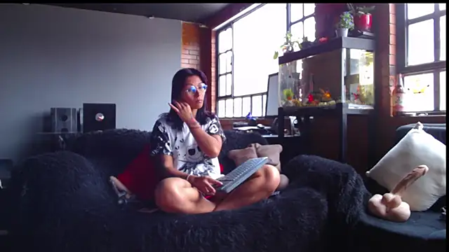 Sofynix online show from February 2025 04:15:02 PM