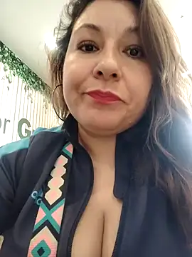 Snapshot of sakotodika chatting on April 2026 05:25:01 PM sakotodika online show from April 2026 05:25:01 PM