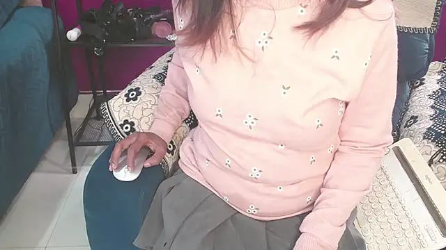 Snapshot of Naughty_nightz chatting on December 2024 06:27:01 PM Naughty nightz online show from December 2024 06:27:01 PM