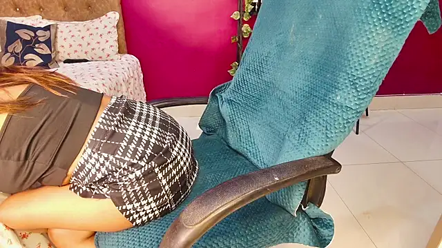 Snapshot of Naughty_nightz chatting on January 2025 11:18:01 PM Naughty nightz online show from January 2025 11:18:01 PM