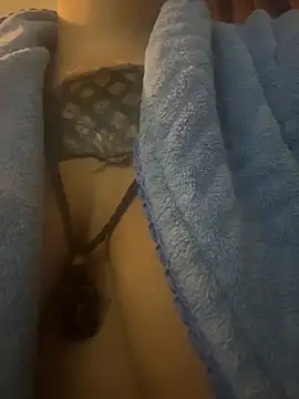 nickytheehawtie online show from March 2026 04:07:02 PM