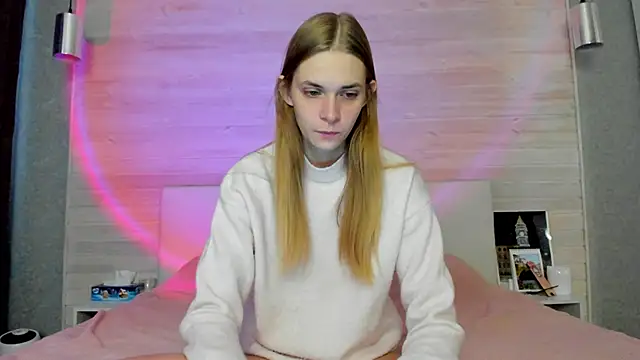 molly hunt  online show from November 2025 03:56:01 AM