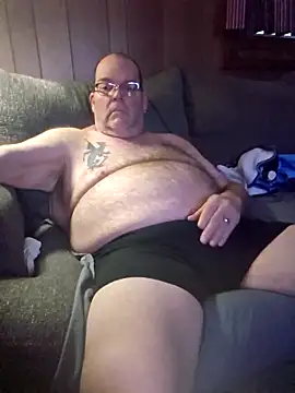 Snapshot of mrwizard4570 chatting on April 2026 10:45:02 AM mrwizard4570 online show from April 2026 10:45:02 AM