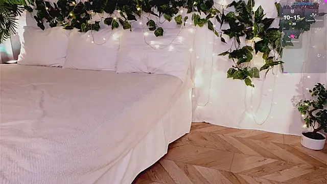 Elfa Mirielle online show from February 2025 11:13:02 AM