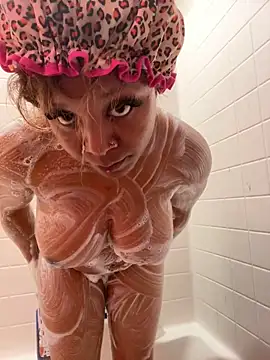 Kayyummy98 online show from November 2025 05:45:02 AM