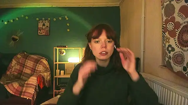 Snapshot of ClancyMorissey chatting on February 2025 08:55:01 PM ClancyMorissey online show from February 2025 08:55:01 PM