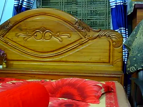 Snapshot of Daneldayna chatting on July 2026 03:29:01 PM Daneldayna online show from July 2026 03:29:01 PM