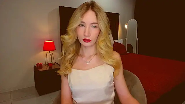 Snapshot of bella__rose chatting on January 2025 06:09:01 AM bella rose online show from January 2025 06:09:01 AM