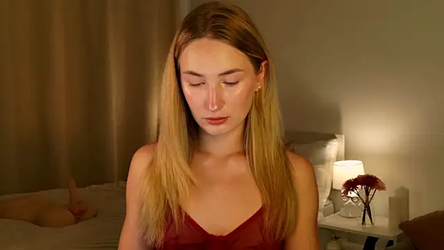 Snapshot of bella__rose chatting on June 2026 11:34:01 AM bella rose online show from June 2026 11:34:01 AM