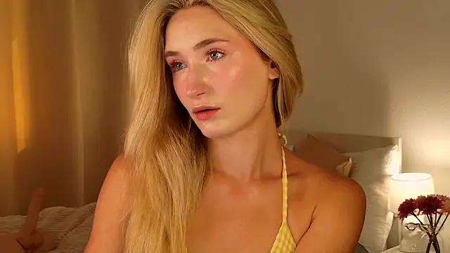 Snapshot of bella__rose chatting on July 2026 09:58:02 AM bella rose online show from July 2026 09:58:02 AM