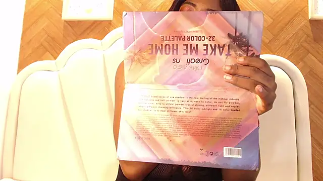 Snapshot of malorybrown chatting on December 2024 03:55:01 PM malorybrown online show from December 2024 03:55:01 PM