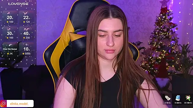 Snapshot of Elishka_ chatting on December 2024 08:14:02 PM Elishka online show from December 2024 08:14:02 PM