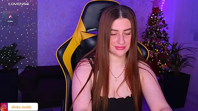 Snapshot of Elishka_ chatting on December 2024 04:51:01 PM Elishka online show from December 2024 04:51:01 PM