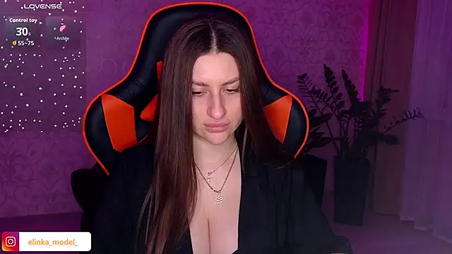 Snapshot of Elishka_ chatting on October 2025 06:50:01 PM Elishka online show from October 2025 06:50:01 PM