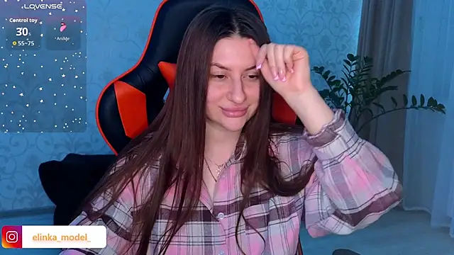 Elishka  online show from November 2025 10:11:02 PM