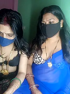 cutee  crazy online show from October 2025 05:44:02 PM